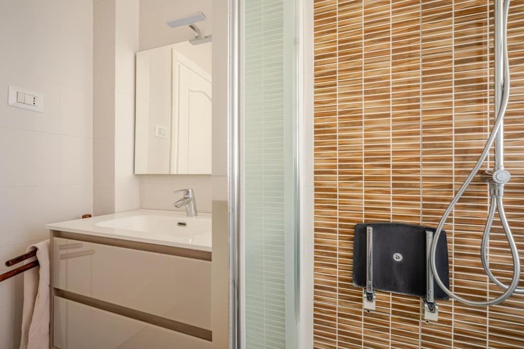 Casa Con 2 Camere Da Letto E Parcheggio A Boloňa Exteriér fotografie